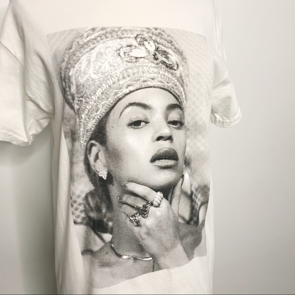 Beyonce | Tops | Beyonc Nefertiti Tee 
